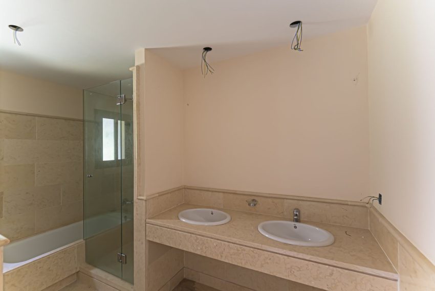 R5120977-Apartment-For-Sale-Benahavis-Ground-Floor-2-Beds-112-Built-13
