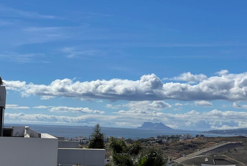 R5121457-Apartment-For-Sale-Estepona-Penthouse-3-Beds-108-Built