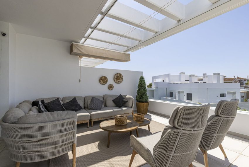 R5121592-Apartment-For-Sale-El-Paraiso-Penthouse-2-Beds-105-Built-2