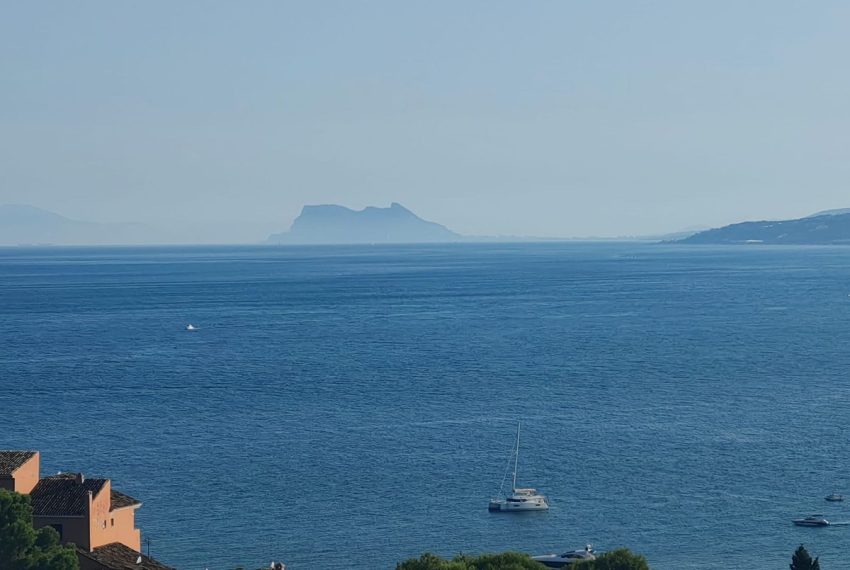 R5121970-Apartment-For-Sale-Estepona-Penthouse-3-Beds-128-Built