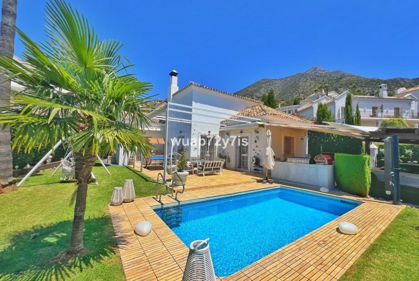 R5121994-Villa-For-Sale-Istan-Detached-4-Beds-160-Built-1
