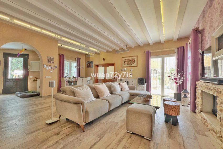 R5121994-Villa-For-Sale-Istan-Detached-4-Beds-160-Built-11