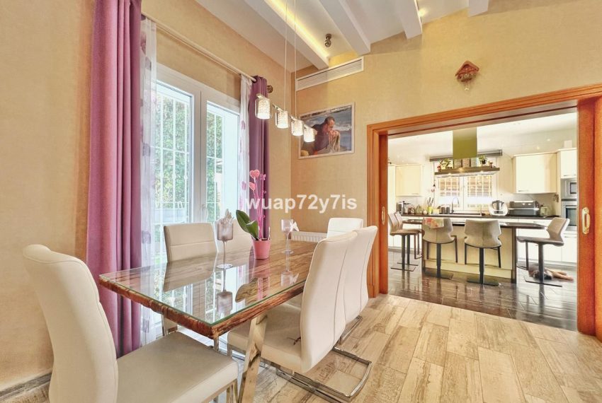 R5121994-Villa-For-Sale-Istan-Detached-4-Beds-160-Built-12