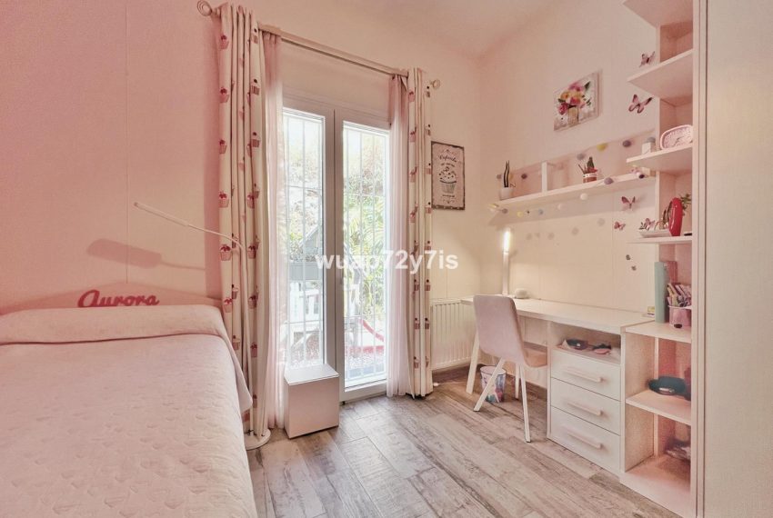 R5121994-Villa-For-Sale-Istan-Detached-4-Beds-160-Built-17