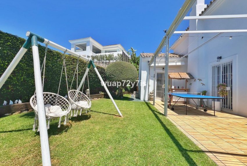 R5121994-Villa-For-Sale-Istan-Detached-4-Beds-160-Built-2