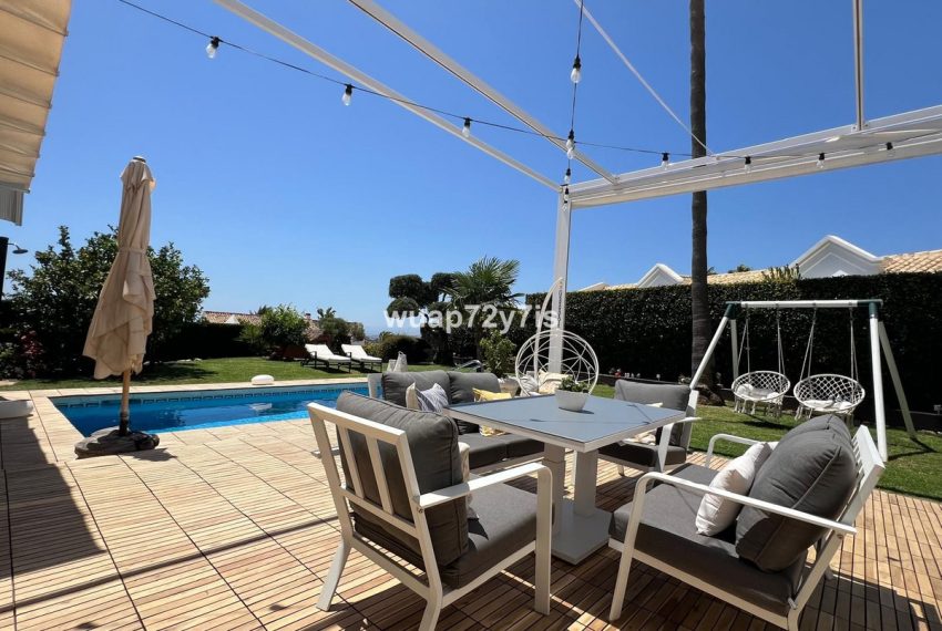 R5121994-Villa-For-Sale-Istan-Detached-4-Beds-160-Built-4