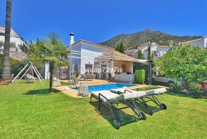 R5121994-Villa-For-Sale-Istan-Detached-4-Beds-160-Built