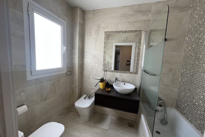 R5123185-Apartment-For-Sale-Estepona-Penthouse-3-Beds-110-Built-6