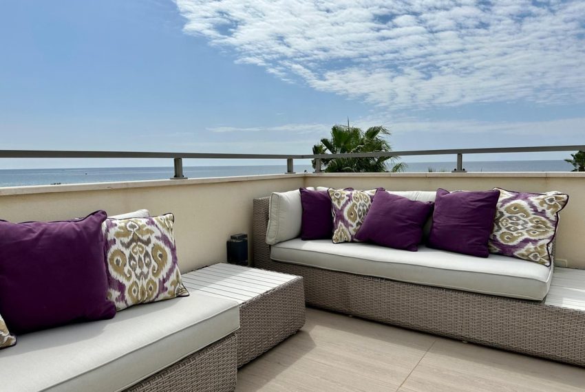 R5123887-Villa-For-Sale-Marbella-Detached-5-Beds-478-Built-1