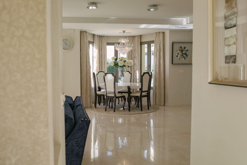 R5123887-Villa-For-Sale-Marbella-Detached-5-Beds-478-Built-11