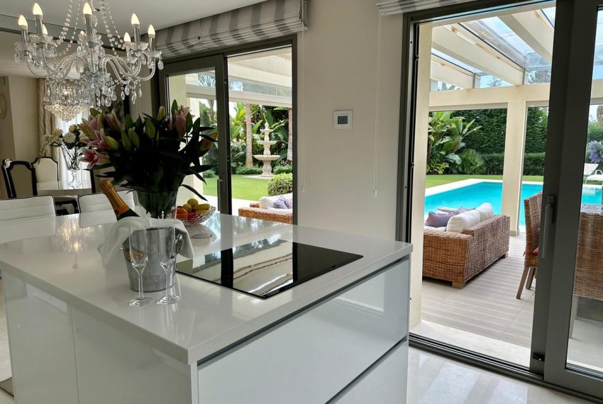 R5123887-Villa-For-Sale-Marbella-Detached-5-Beds-478-Built-14