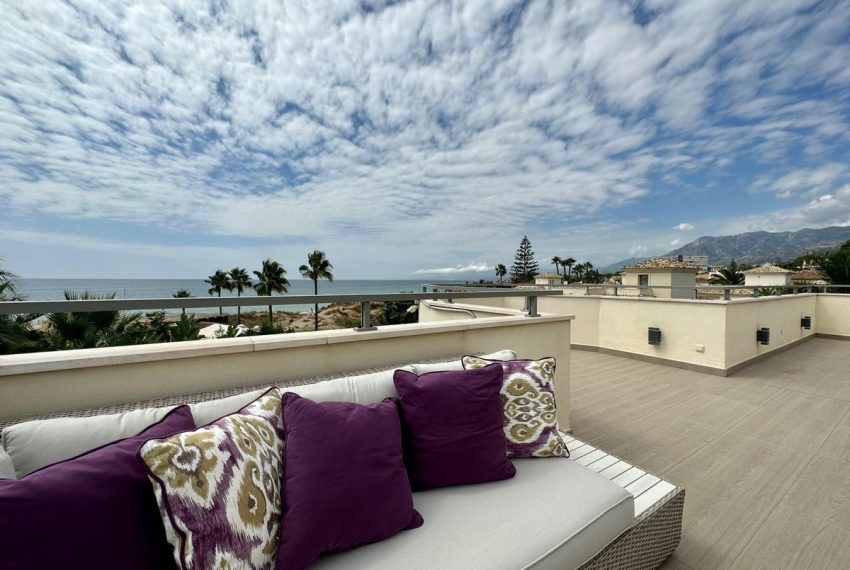 R5123887-Villa-For-Sale-Marbella-Detached-5-Beds-478-Built-3