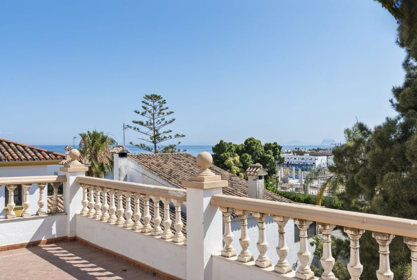 R5124043-Villa-For-Sale-Estepona-Detached-6-Beds-286-Built-15