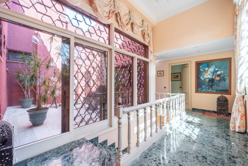 R5125372-Villa-For-Sale-Estepona-Detached-9-Beds-1098-Built-14