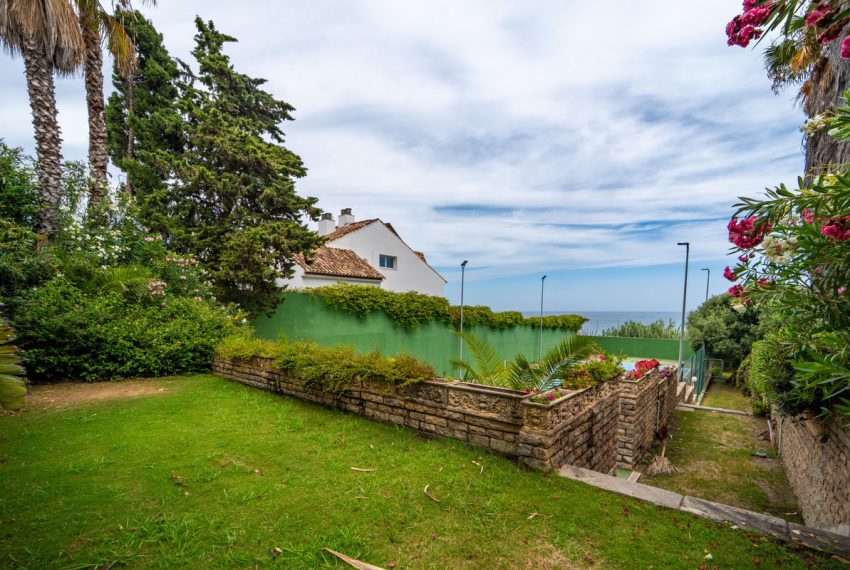 R5125372-Villa-For-Sale-Estepona-Detached-9-Beds-1098-Built-19