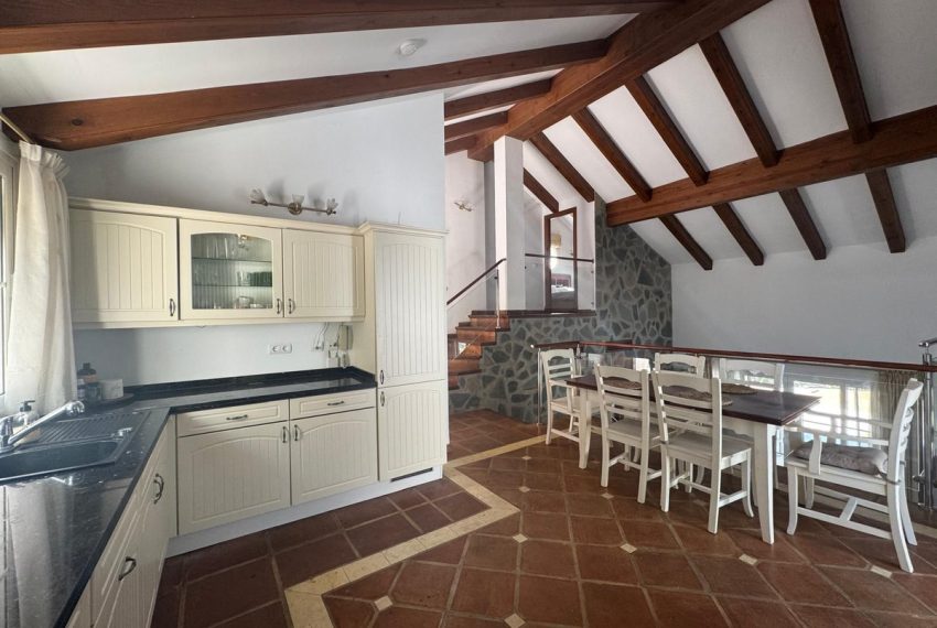 R5126077-Villa-For-Sale-Istan-Detached-3-Beds-257-Built-7