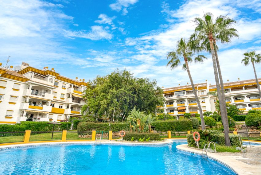 R5126278-Apartment-For-Sale-The-Golden-Mile-Penthouse-3-Beds-129-Built-14