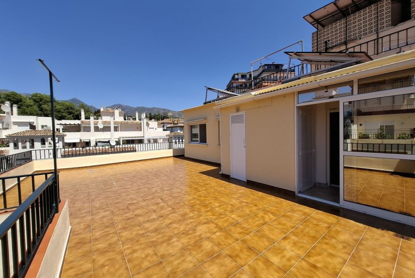R5126401-Apartment-For-Sale-Marbella-Penthouse-2-Beds-52-Built-2