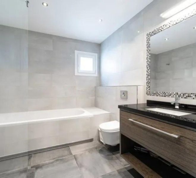 R5126443-Image 1-Detached - 3 Beds - 220 Built