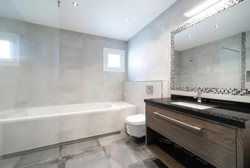 R5126443-Villa-For-Sale-San-Pedro-de-Alcantara-Detached-3-Beds-220-Built