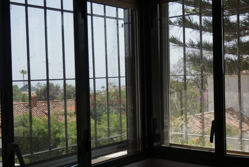 R5126509-Villa-For-Sale-Marbella-Detached-5-Beds-311-Built-3
