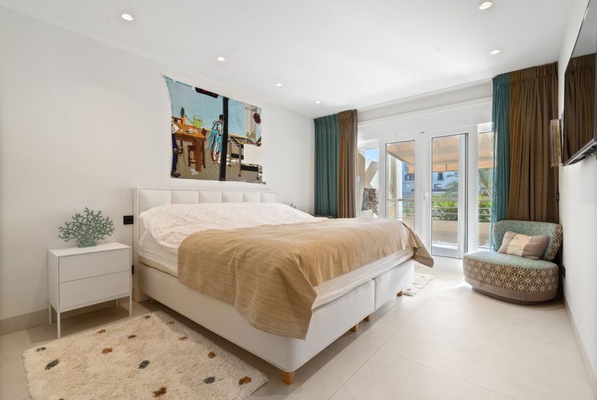 R5126548-Apartment-For-Sale-Puerto-Banus-Middle-Floor-4-Beds-222-Built-16