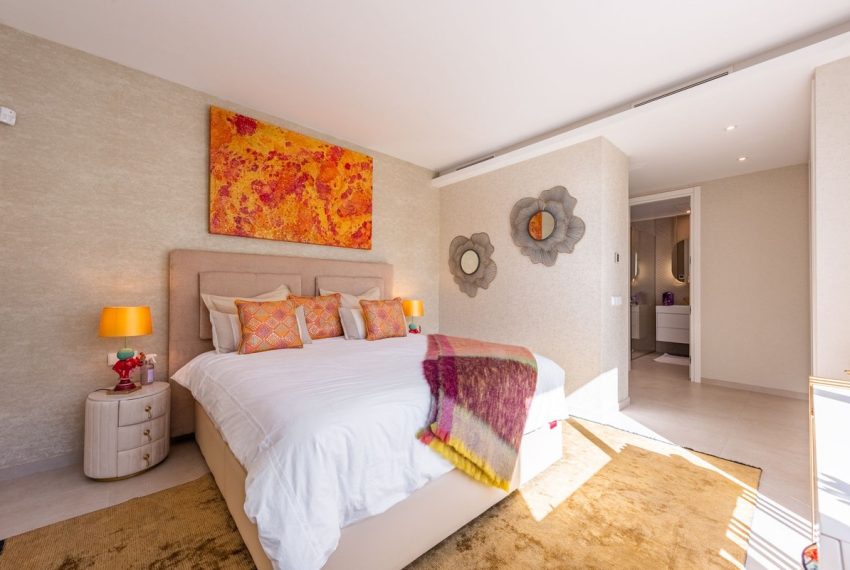 R5126911-Villa-For-Sale-La-Cala-Golf-Detached-7-Beds-516-Built-12