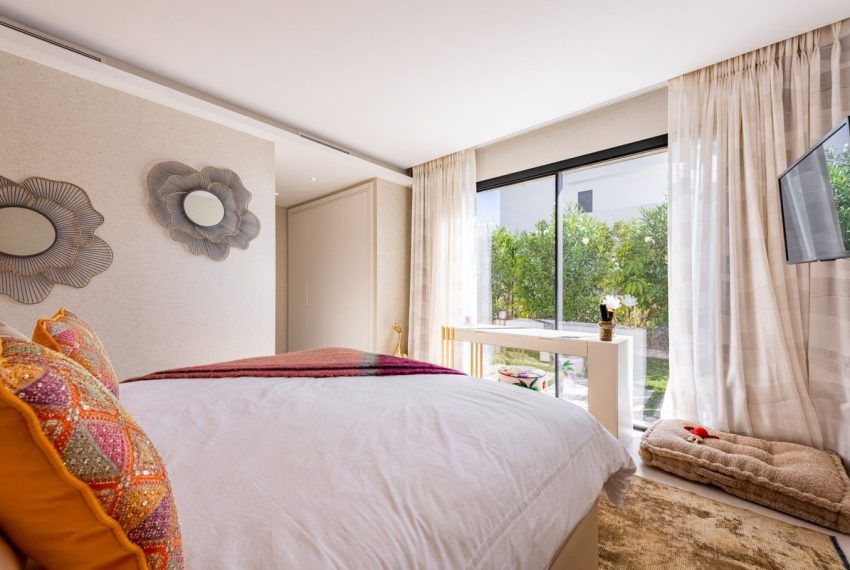 R5126911-Villa-For-Sale-La-Cala-Golf-Detached-7-Beds-516-Built-13