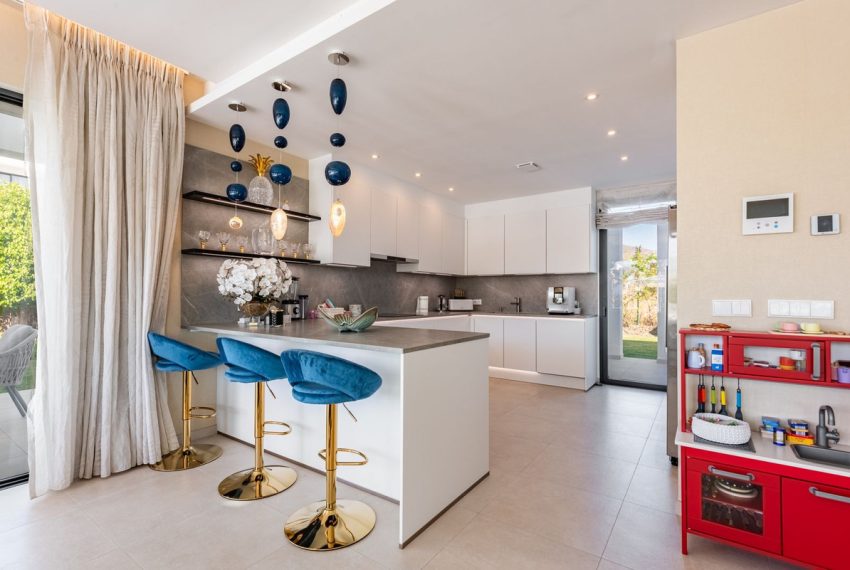 R5126911-Villa-For-Sale-La-Cala-Golf-Detached-7-Beds-516-Built-5