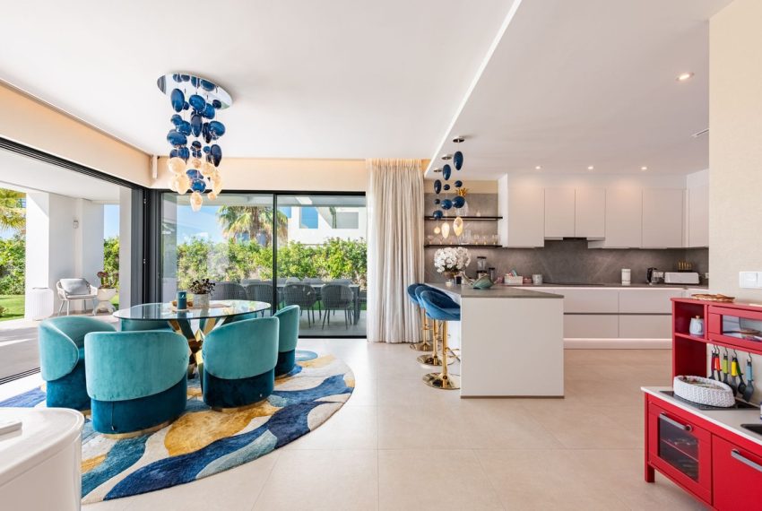 R5126911-Villa-For-Sale-La-Cala-Golf-Detached-7-Beds-516-Built-7