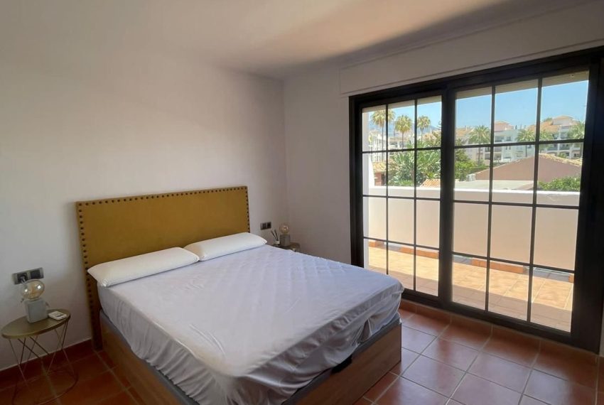 R5126953-Townhouse-For-Sale-San-Pedro-de-Alcantara-Terraced-3-Beds-180-Built-2