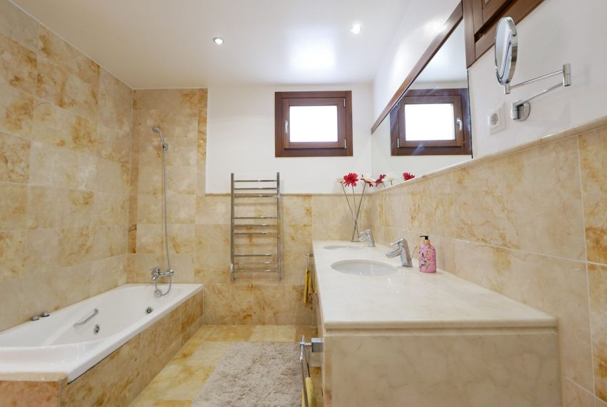 R5126983-Apartment-For-Sale-Altos-de-los-Monteros-Penthouse-3-Beds-149-Built-15
