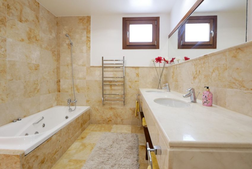 R5126983-Apartment-For-Sale-Altos-de-los-Monteros-Penthouse-3-Beds-149-Built-19