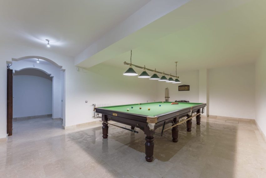 R5127016-Villa-For-Sale-Nueva-Andalucia-Detached-6-Beds-621-Built-15