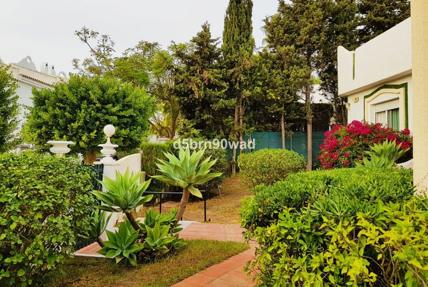 R5127163-Villa-For-Sale-Marbella-Detached-3-Beds-276-Built-14