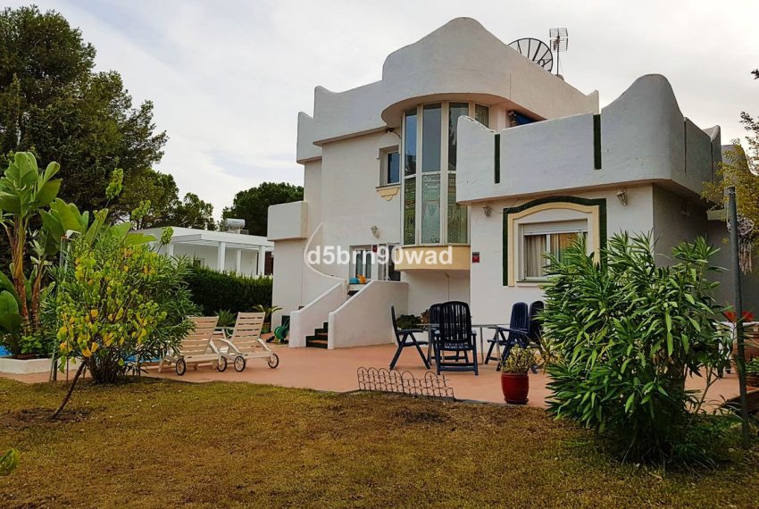 R5127163-Villa-For-Sale-Marbella-Detached-3-Beds-276-Built-16