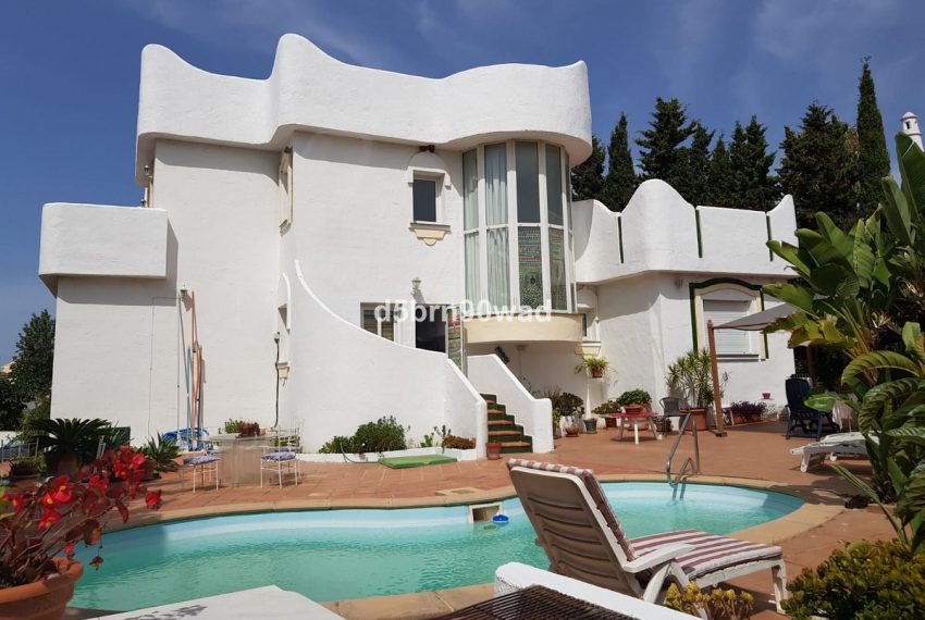 R5127163-Villa-For-Sale-Marbella-Detached-3-Beds-276-Built