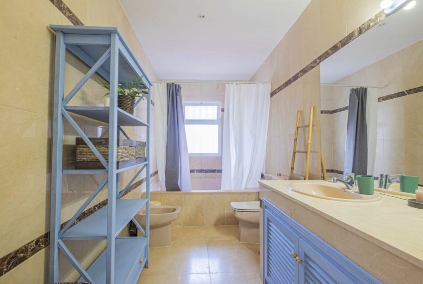 R5127502-Apartment-For-Sale-Marbella-Duplex-5-Beds-320-Built-15