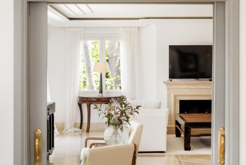 R5127520-Villa-For-Sale-Aloha-Detached-7-Beds-710-Built-12