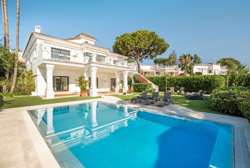 R5127520-Villa-For-Sale-Aloha-Detached-7-Beds-710-Built-16