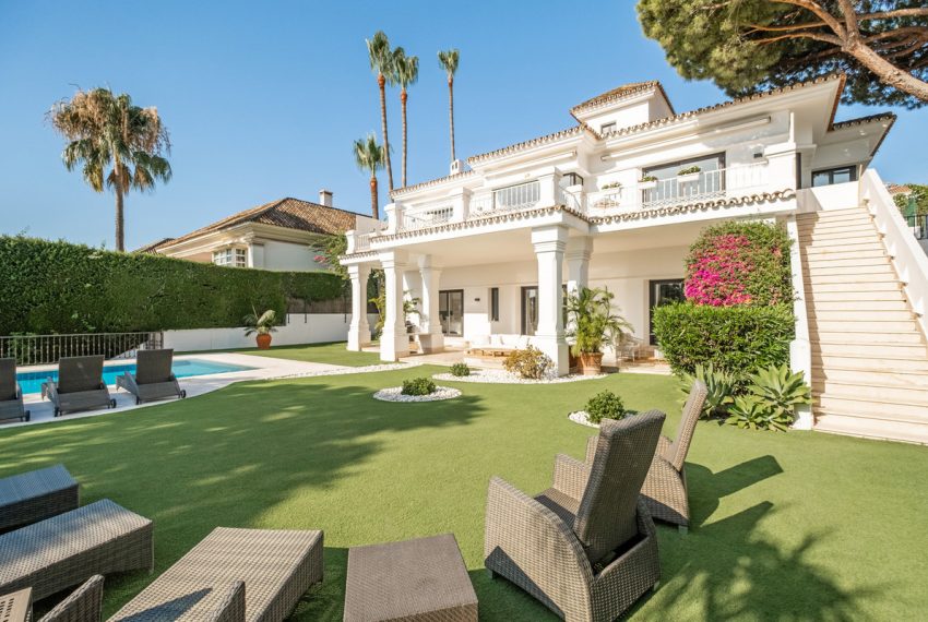 R5127520-Villa-For-Sale-Aloha-Detached-7-Beds-710-Built-18