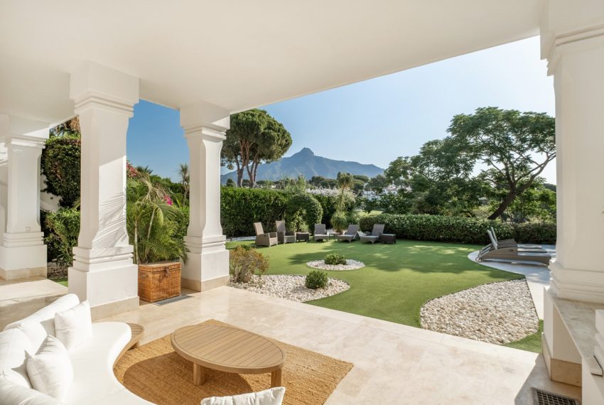 R5127520-Villa-For-Sale-Aloha-Detached-7-Beds-710-Built-19