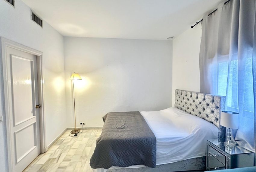 R5127592-Studio-For-Sale-Nueva-Andalucia-Middle-Floor-0-Beds-32-Built-7