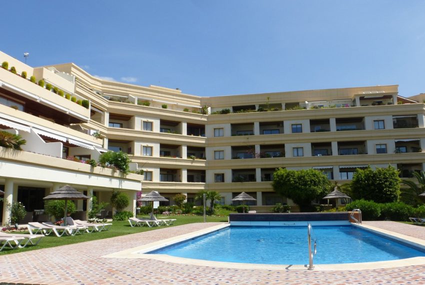 R5127592-Studio-For-Sale-Nueva-Andalucia-Middle-Floor-0-Beds-32-Built
