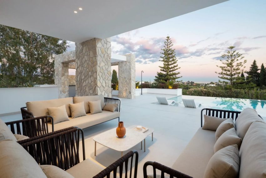 R5128819-Villa-For-Sale-La-Quinta-Detached-5-Beds-605-Built-2