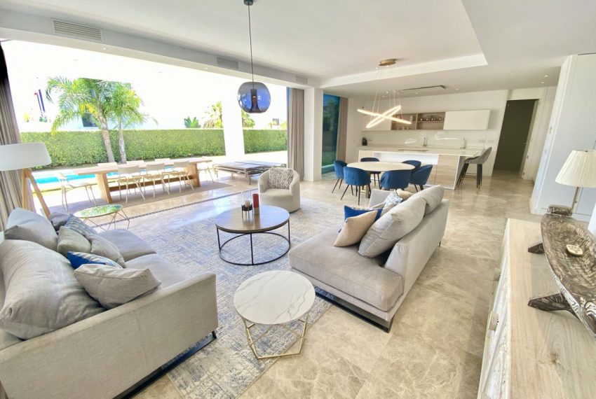 R5128939-Villa-For-Sale-Cancelada-Detached-5-Beds-441-Built-11