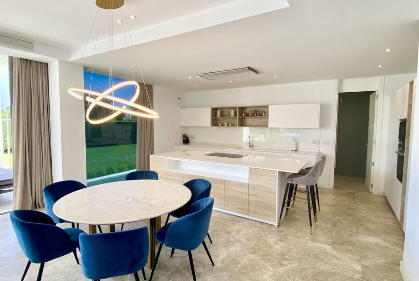 R5128939-Villa-For-Sale-Cancelada-Detached-5-Beds-441-Built-12