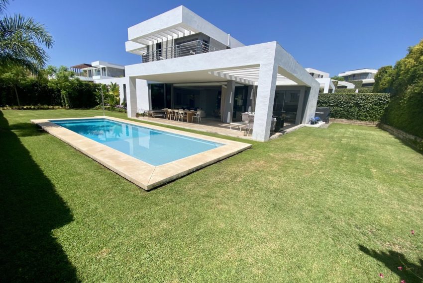 R5128939-Villa-For-Sale-Cancelada-Detached-5-Beds-441-Built-9