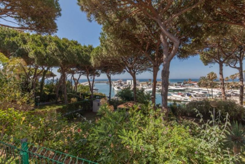 R5128981-Villa-For-Sale-Puerto-de-Cabopino-Semi-Detached-4-Beds-241-Built-14