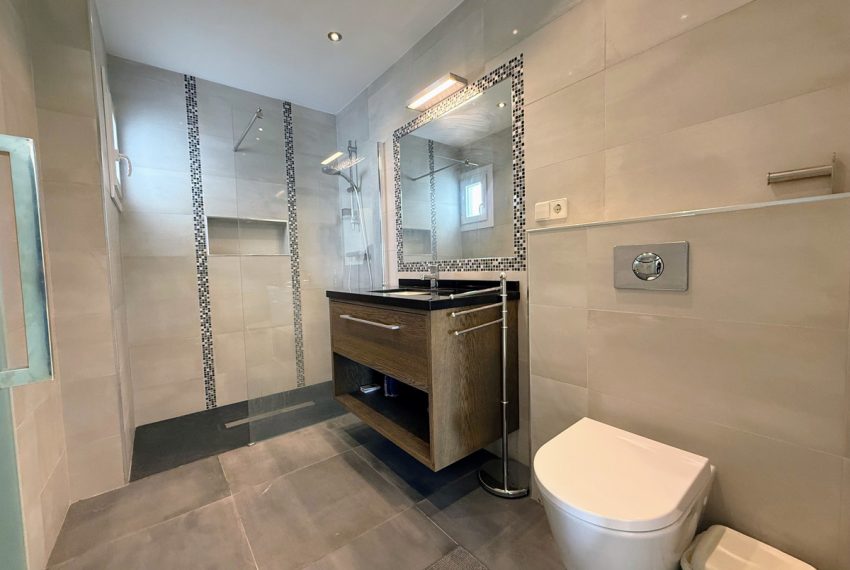 R5129245-Villa-For-Sale-San-Pedro-de-Alcantara-Detached-3-Beds-220-Built-16